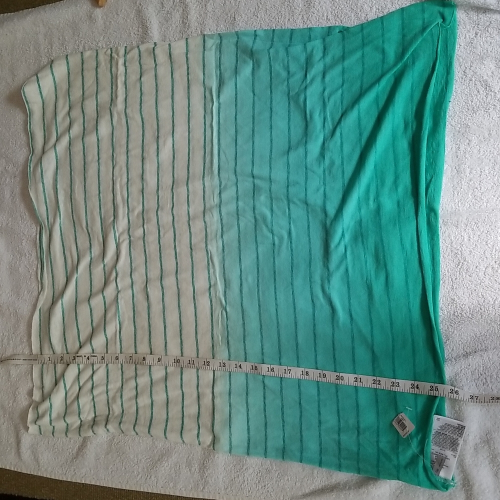 🌸🌷  NWT GAP Sea Green/White Striped Ombre Infinity Summer Scarf